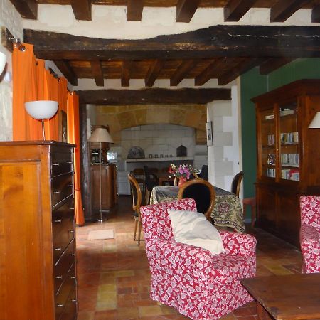 Gite Du Manoir Des Roches Saires Buitenkant foto