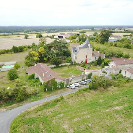 Gite Du Manoir Des Roches Saires Buitenkant foto